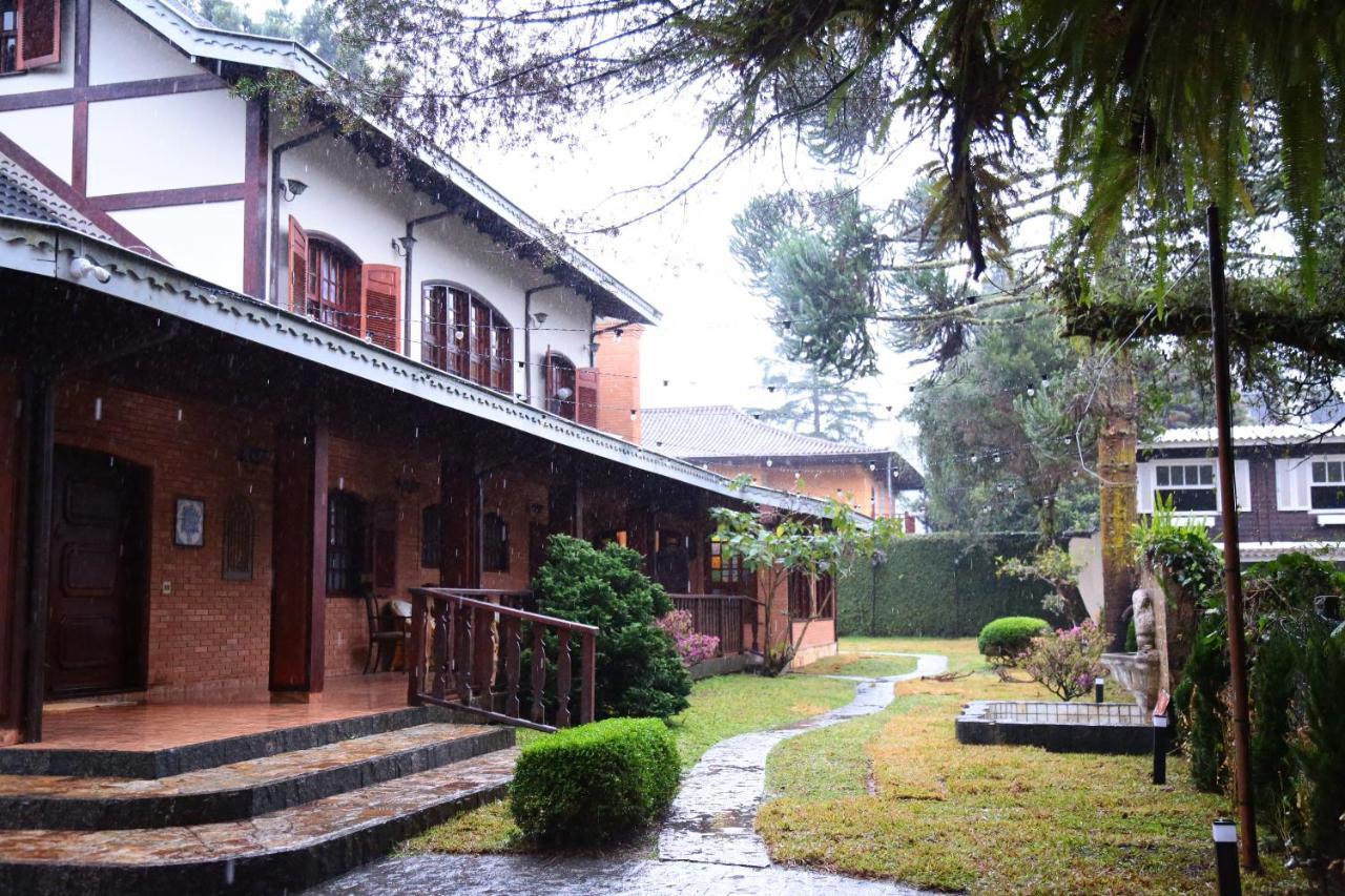 Pousada Miraflores Campos do Jordão Екстериор снимка