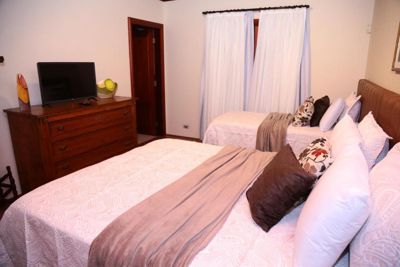 Pousada Miraflores Campos do Jordão Екстериор снимка