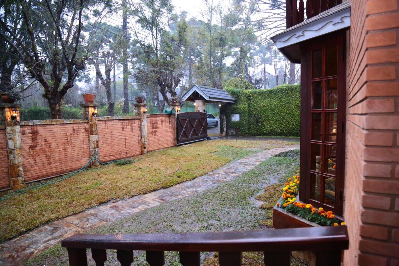 Pousada Miraflores Campos do Jordão Екстериор снимка